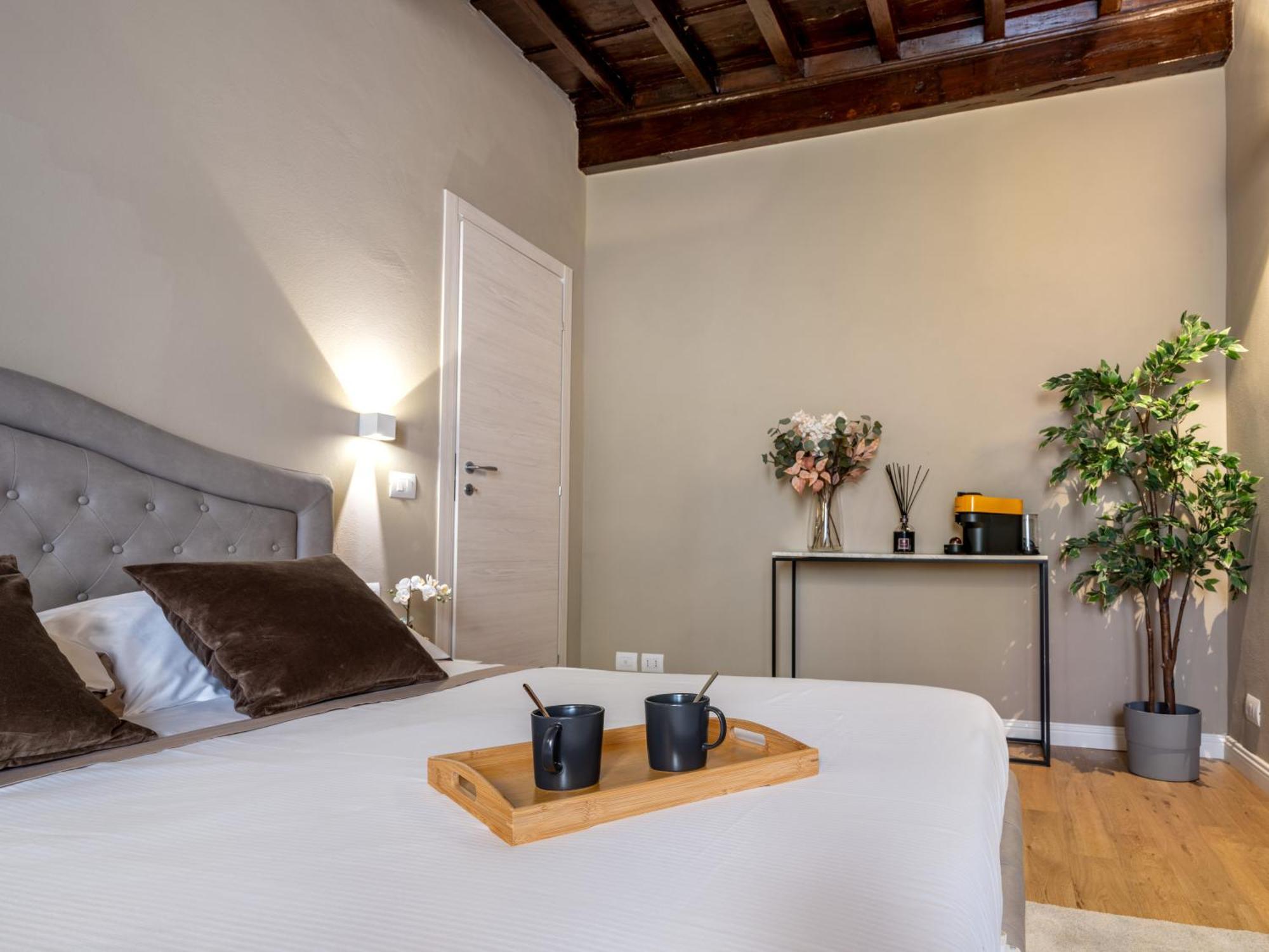 Santa Croce Luxury Suite - Dolcevita Holiday ฟลอเรนซ์ ภายนอก รูปภาพ