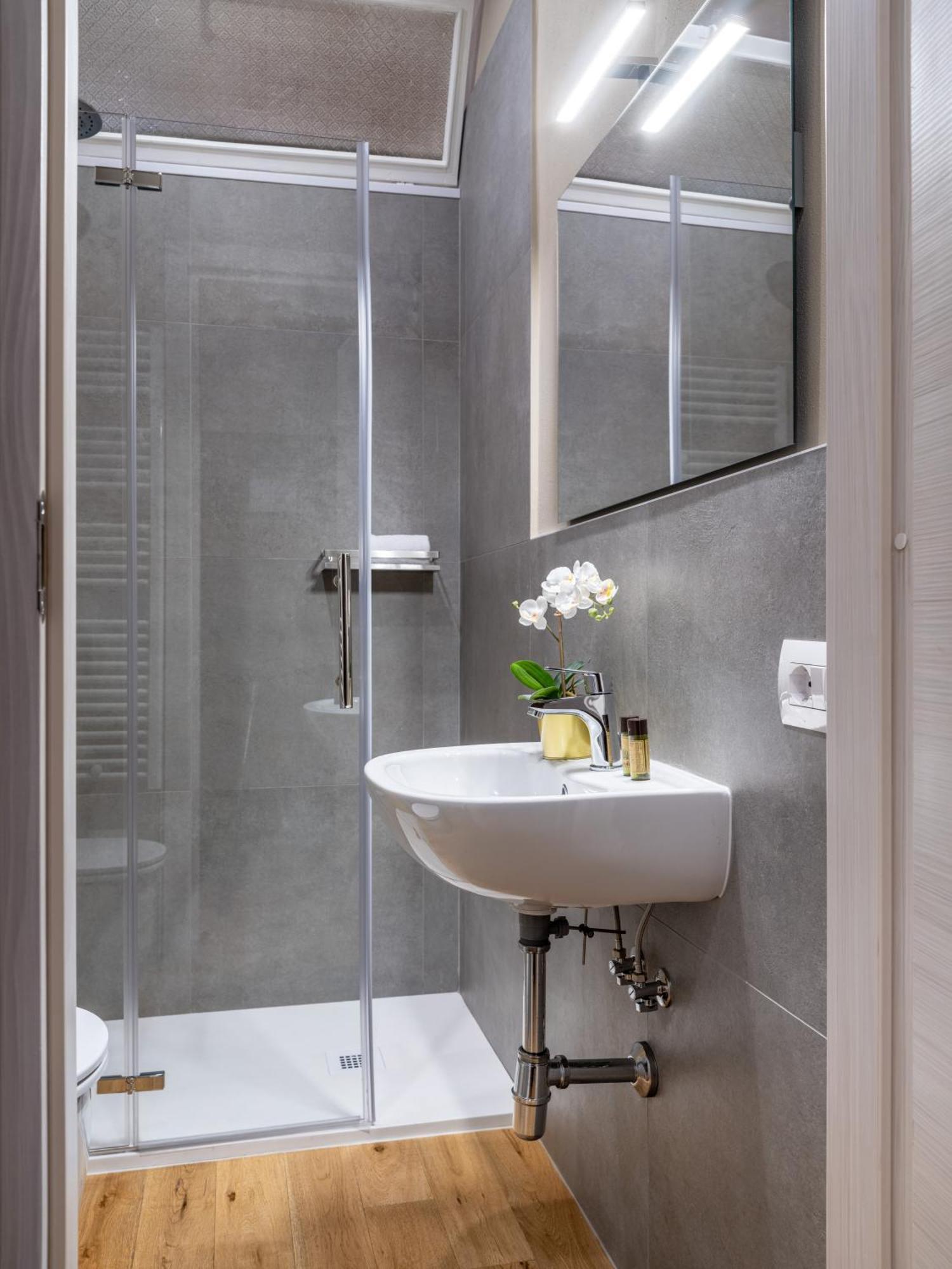 Santa Croce Luxury Suite - Dolcevita Holiday ฟลอเรนซ์ ภายนอก รูปภาพ